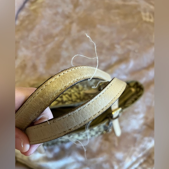 Michael Kors Tote Bag - Picture 5 of 6